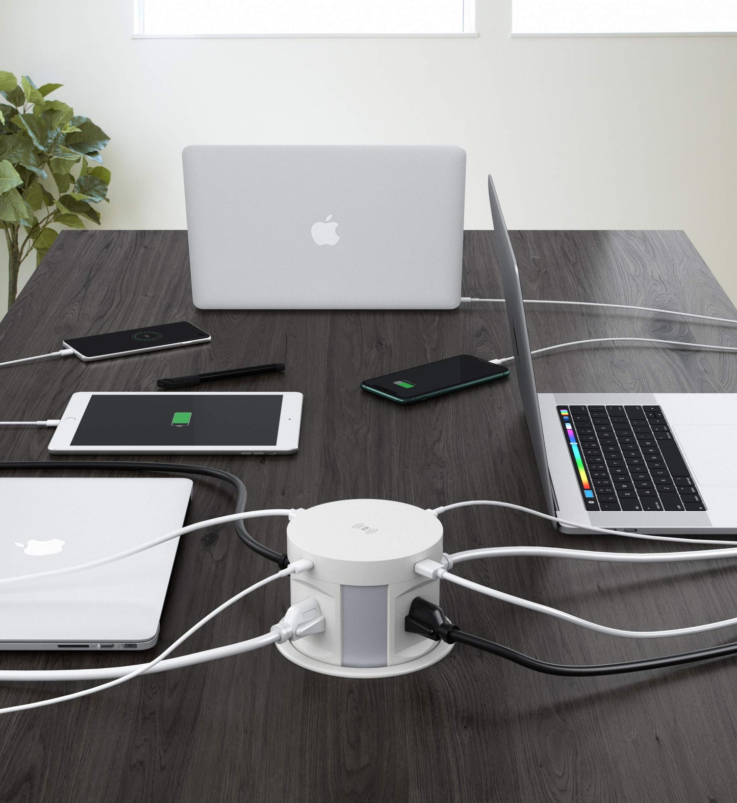 Automatic Pop Up Outlet Wireless Charger Power Strip with Type-C